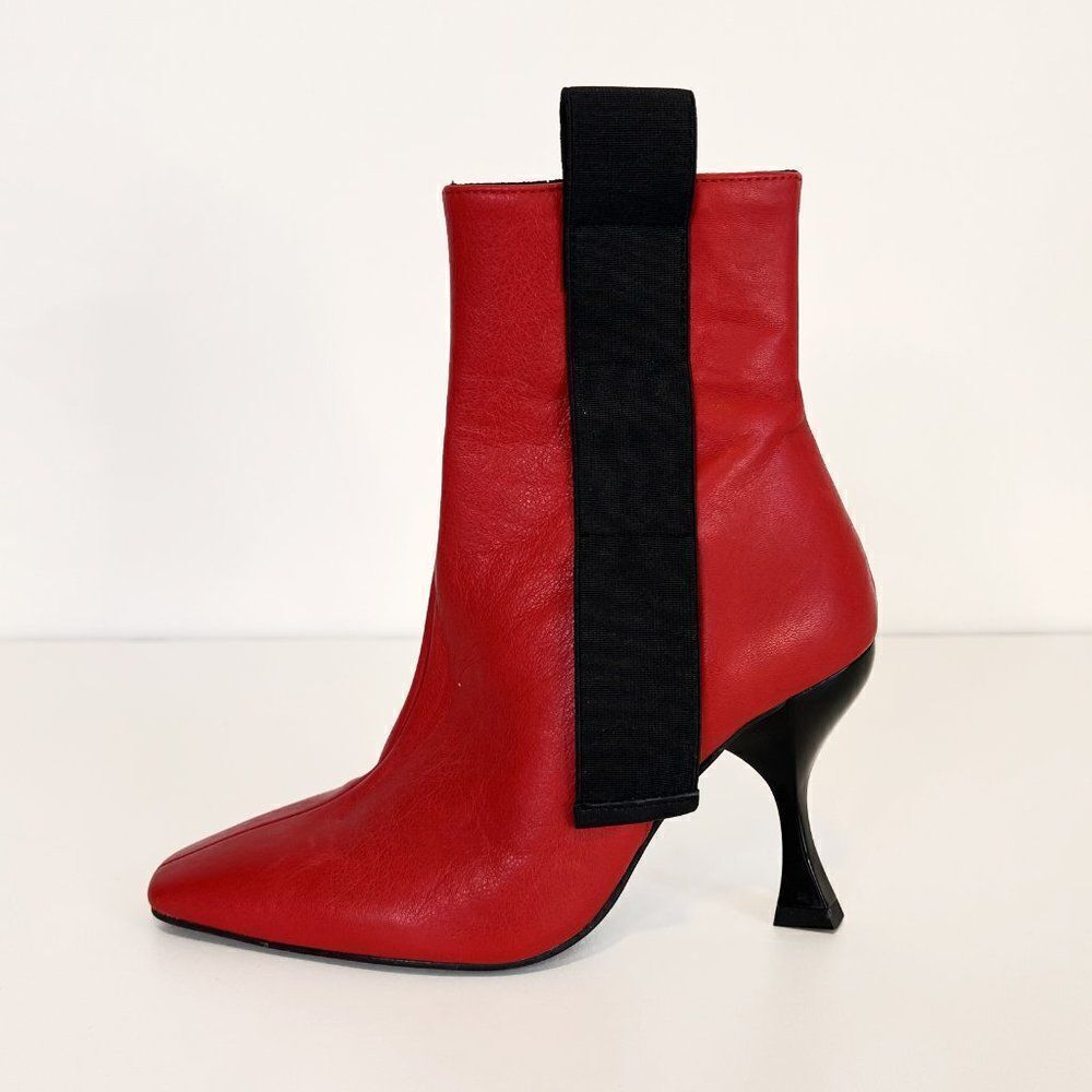NWOB L'Intervalle Orabelle Red Leather Almond Toe Heeled Ankle Boots
